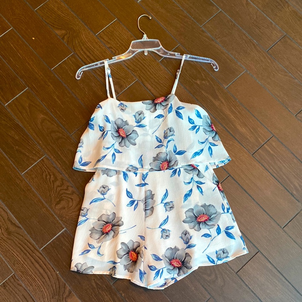 Blue Spero Boutique Floral Romper, Size M, Good Condition